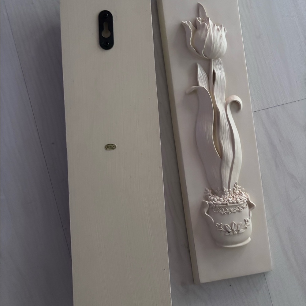 Elegant Cream Tulip Wall Panel - Decorative Home Wall Decor
